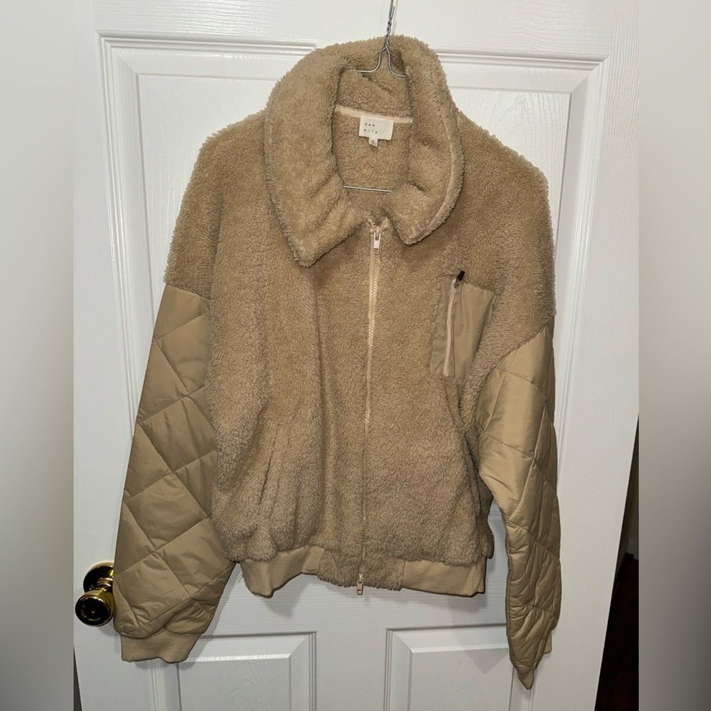 Dee Elly Sherpa Jacket